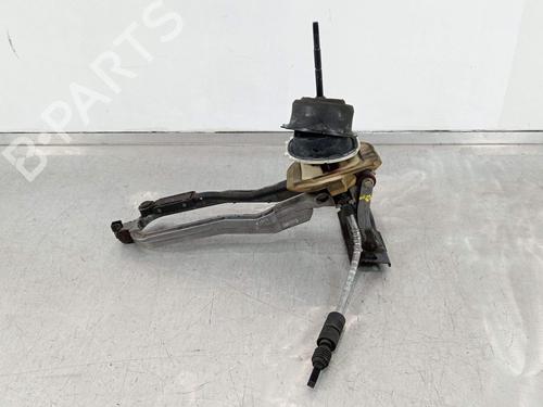 Used Gear lever Gear lever MERCEDES-BENZ C-CLASS Coupe (CL203) C 220 CDI (203.708) (150 hp) 40228224 40228224