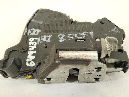 front-right-lock-toyota-auris-_e15_-2006-2007-2008-2009-2010-2011-2012-2013-32747563 main image