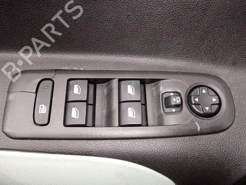 Used Left front window switch Left front window switch 36989046 36989046