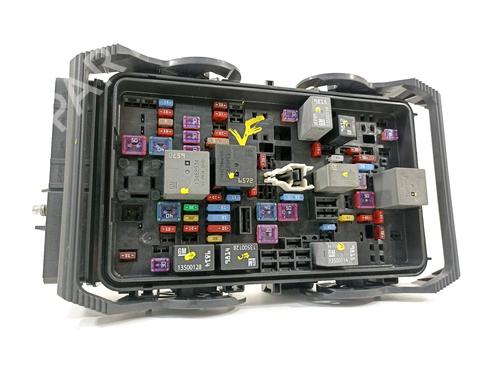 Used Fuse box Fuse box 17491216 17491216