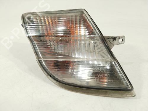 Używane Kierunkowskaz przedni prawy NISSAN MICRA III (K12) 1.5 dCi (86 hp) 32389988