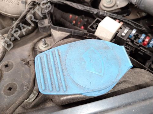 Used Windscreen washer tank Windscreen washer tank 38285957 38285957