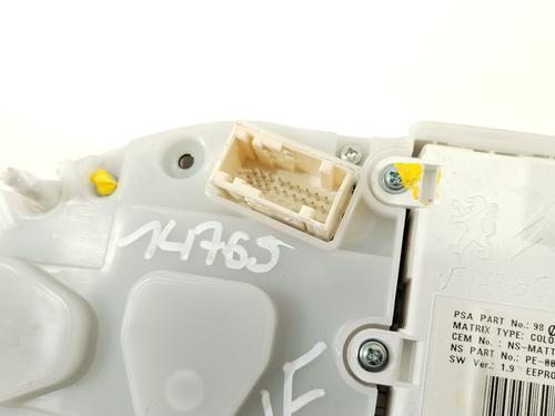 Instrument cluster PEUGEOT 208 I (CA_, CC_) 1.2 VTI 82 | BP27241920C47