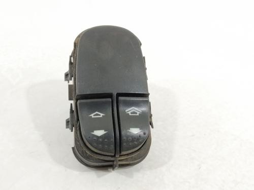 Used Left front window switch FORD FOCUS I Saloon (DFW) [1999-2009]  23191119