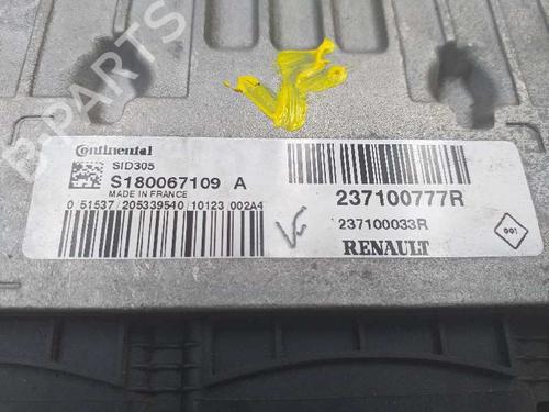 Engine control unit (ECU) RENAULT MEGANE III Hatchback (BZ0/1_, B3_)  | BP6040780M57 