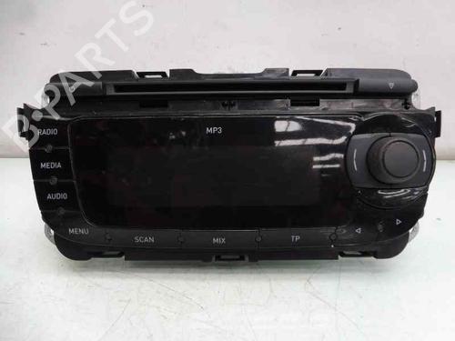 Used Radio SEAT IBIZA IV SC (6J1, 6P5) [2008-2018]  4079374