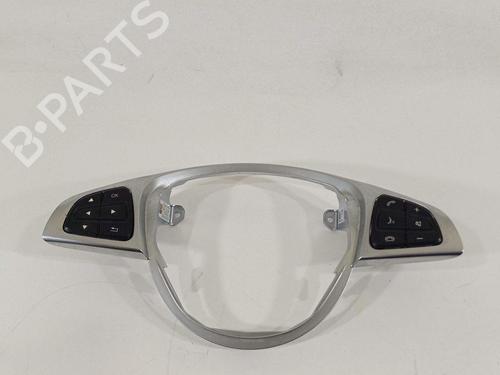 Used Steering wheel controls Steering wheel controls MERCEDES-BENZ CLA Shooting Brake (X117) CLA 220 CDI / d (117.903) (177 hp) 40101379 40101379