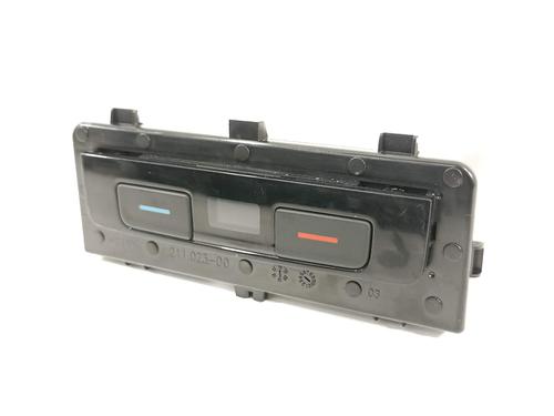 Used Climate control Climate control 15806073 15806073