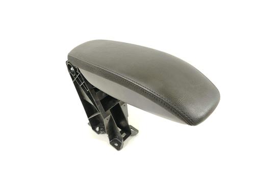 Used Armrest / Center console Armrest / Center console CITROËN DS3 (SA_) 1.6 BlueHDi 100 (99 hp) 40101198 40101198