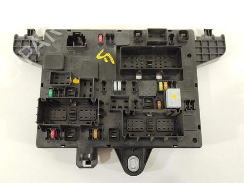 Used Fuse box Fuse box 27526570 27526570