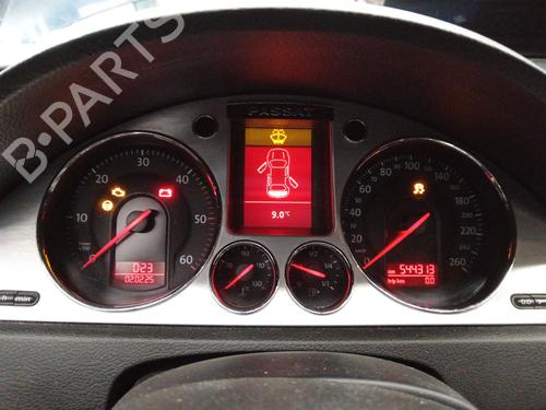 Compteur de vitesse VW PASSAT B6 Variant (3C5) 2.0 TDI 16V (140 hp) 28961588