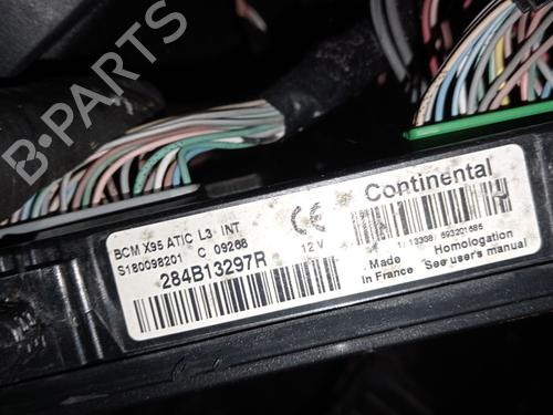 Used Electronic module Electronic module RENAULT MEGANE III Grandtour (KZ0/1) 1.9 dCi (KZ0J, KZ0N, KZ1S) (131 hp) 35952977 35952977