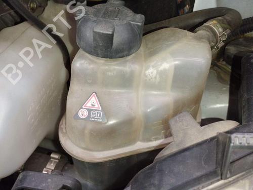expansion-tank-smart-fortwo-coupe-451-2007-37425203 main image