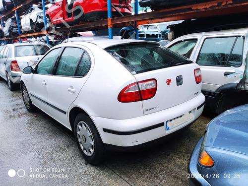 Right taillight SEAT LEON (1M1)  | BP27995115C35 