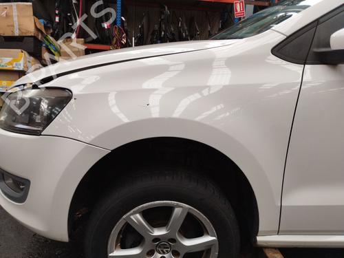 Aile avant gauche VW POLO V (6R1, 6C1) 1.6 TDI (90 hp) 27208521