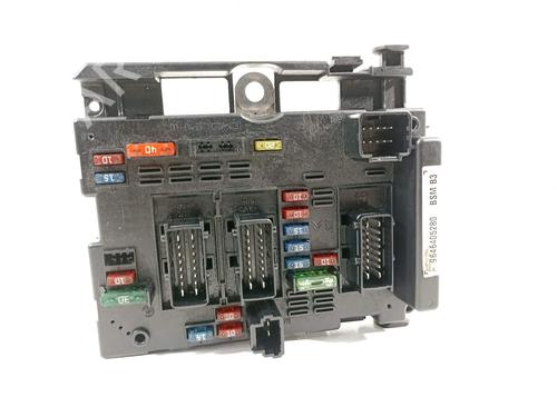 Used Fuse box Fuse box 18348311 18348311