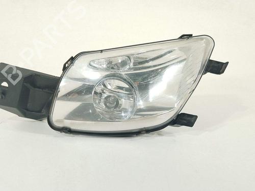 Used Right front fog light Right front fog light 38591282 38591282