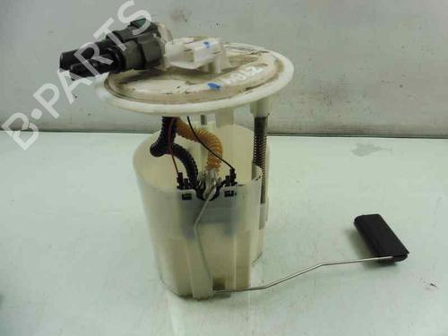 fuel-pump-renault-megane-iii-hatchback-bz01_-b3_-172020033r-2008-4641269 main image