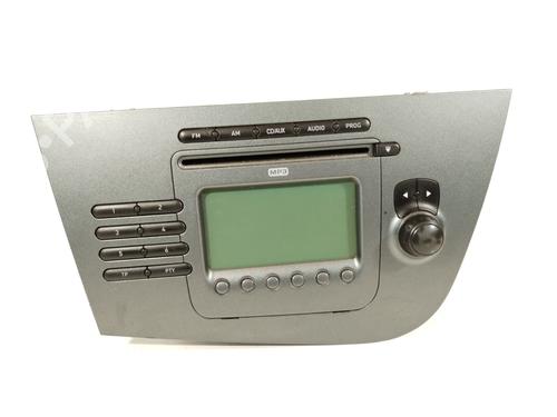 Used Radio SEAT LEON (1P1) 1.9 TDI (105 hp) 29942359