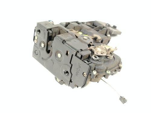 Høyre foran lås VW PASSAT B5 (3B2) [1996-2001]  31754304