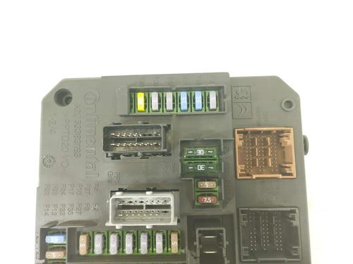 Fuse box CITROËN DS5 2.0 HDi 165 | BP38649544E1 - Image 10