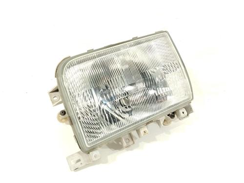 Used Left headlight NISSAN CABSTAR E (TL_, VL_) 75.28 (TL0) (75 hp) 31831757