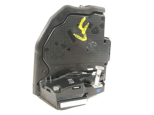 rear-right-lock-toyota-auris-_e18_-12-nre185_-nre185r-6905005051-2012-2013-2014-2015-2016-2017-2018-16787814 main image