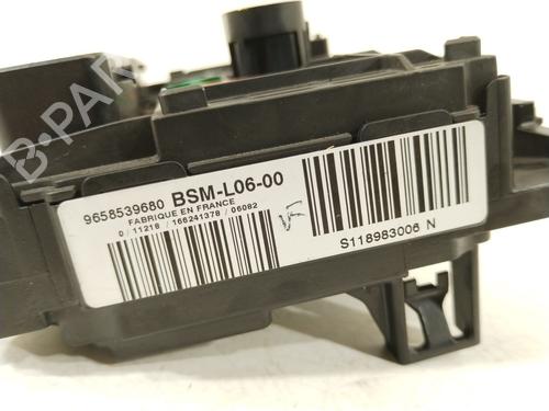 Zekeringkast CITROËN C5 II (RC_) 2.0 HDi (RCRHRH) | BP30787342E1