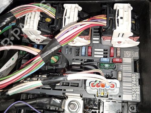 Used Fuse box Fuse box PEUGEOT 308 SW I (4E_, 4H_) 1.6 HDi (112 hp) 36235501 36235501