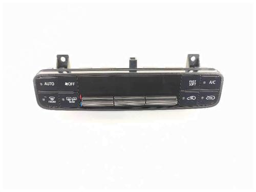 climate-control-toyota-auris-_e18_-5590002c60-2012-2013-2014-2015-2016-2017-2018-8151338 main image