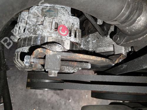 Used Alternator HYUNDAI H-1 Van (A1) 2.5 TD (99 hp) 31665155