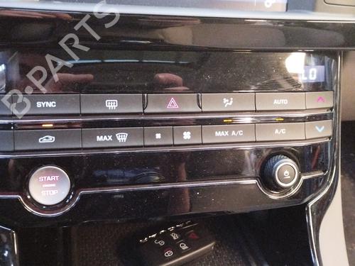 Used Climate control JAGUAR XE (X760) [2015-2025]  16792947
