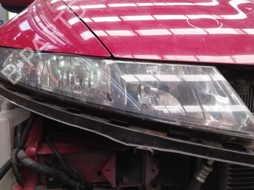 Used Right headlight HONDA CIVIC VIII Saloon (FD, FA) 1.8 EXS Flex (140 hp) 31925499