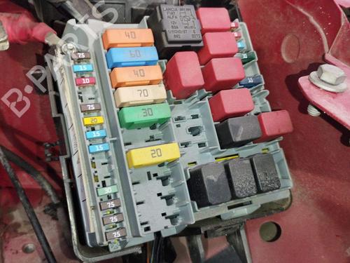 Used Fuse box Fuse box 36391468 36391468
