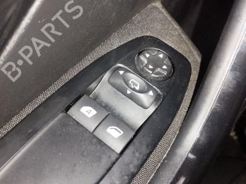 Used Left front window switch Left front window switch PEUGEOT 208 I (CA_, CC_) 1.2 PureTech 82 (82 hp) 35951919 35951919