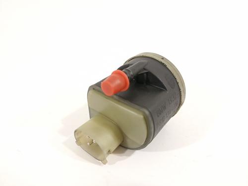 Used Fuel pump BMW 3 (E90) 320 d (177 hp) 19305652