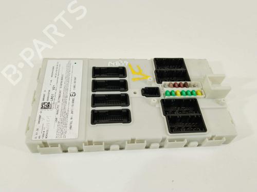 fuse-box-mini-mini-f56-2013-30588105 main image