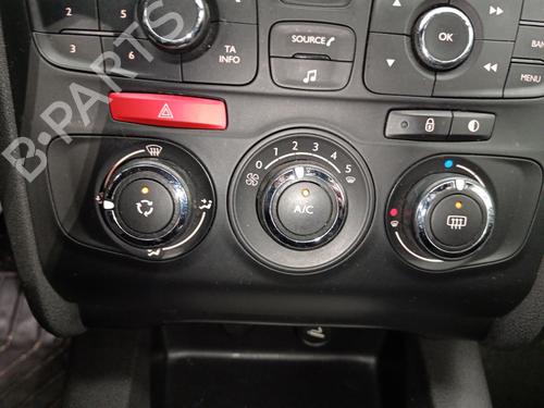 Used Climate control Climate control 37150646 37150646