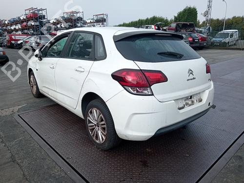 Fuse box CITROËN C4 II (NC_) 1.2 THP 110 (NCHNZ6, NCHNV6) | BP28074049E1 