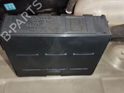Used Fuse box LEXUS IS II (_E2_) 220d (ALE20) (177 hp) 28193574