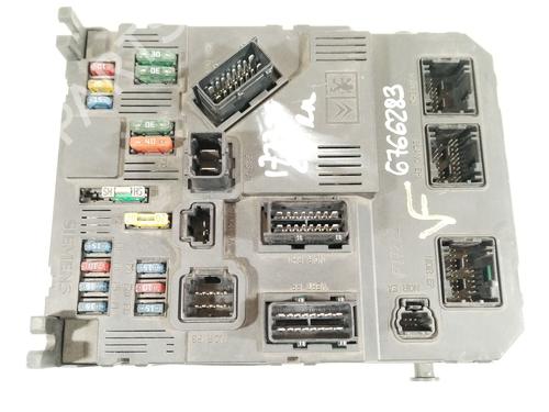 Used Fuse box Fuse box 36235565 36235565