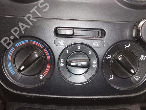 Used Climate control Climate control 38060591 38060591