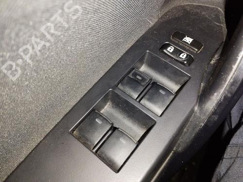 Used Left front window switch TOYOTA AURIS (_E18_) 1.6 (ZRE181_, ZRE185_, ZRE185R, ZRE181R) (132 hp) 28213805