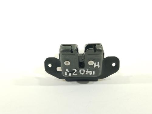 Tailgate lock TOYOTA AURIS (_E18_) 1.4 D-4D (NDE180_, NDE180R) | BP29146693C101 