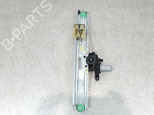rudehejsemekanisme-hjre-foran-fiat-tipo-hatchback-356_-357_-2016-36039826 main image