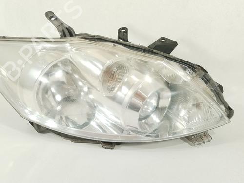 Used Right headlight Right headlight TOYOTA AURIS (_E15_) 1.4 D-4D (NDE150_, NDE150R) (90 hp) 35981172 35981172