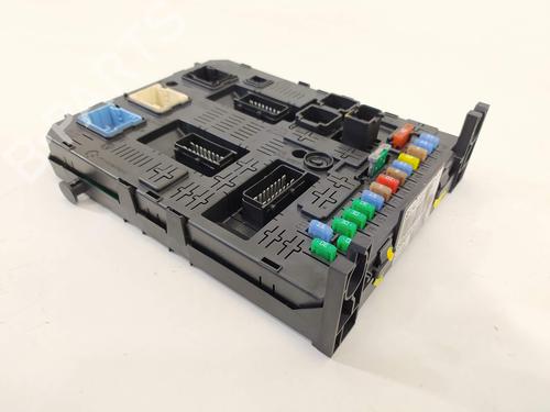 Used Fuse box Fuse box 9074279 9074279