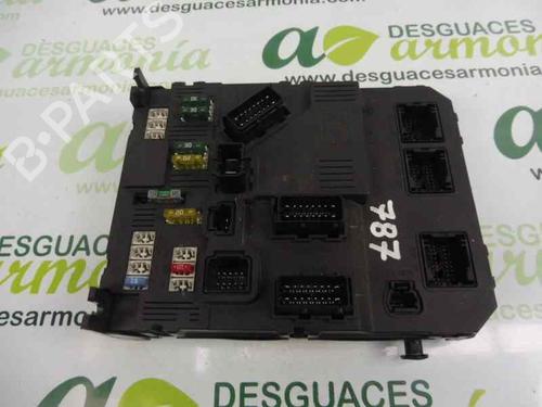 Used Fuse box PEUGEOT 407 SW (6E_, 6D_) [2004-2011]  1960304