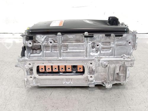 inverterconverter-toyota-yaris-_p21_-_pa1_-_ph1_-2020-36527513 main image