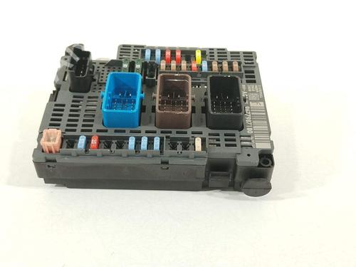 Used Fuse box Fuse box 37232710 37232710